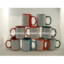 Taza del color rojo con la taza blanca del Sulimation del